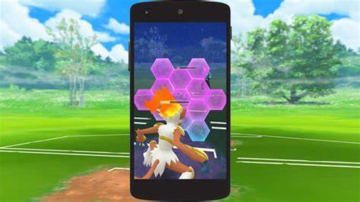 How do u train in pokemon go