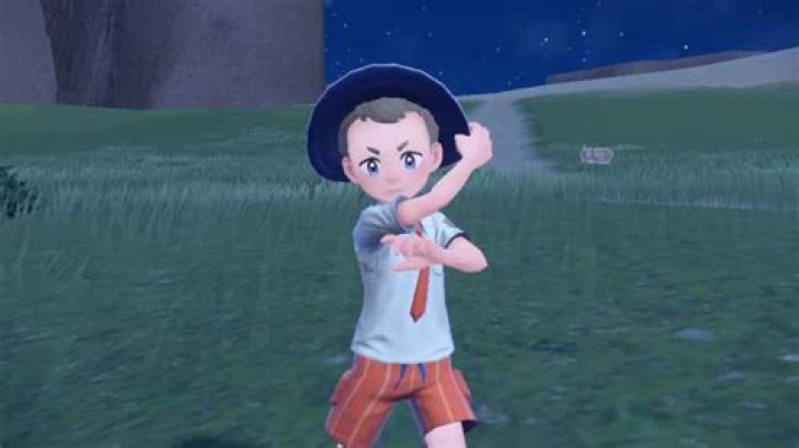 How do you battle a fashion trainer in pokemon go