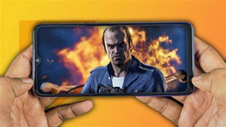 How do you get gta v on your phone