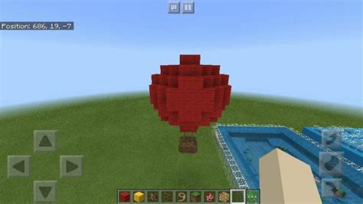 How do you make a balloon in minecraft