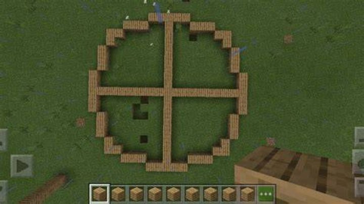 How do you make a circle in minecraft