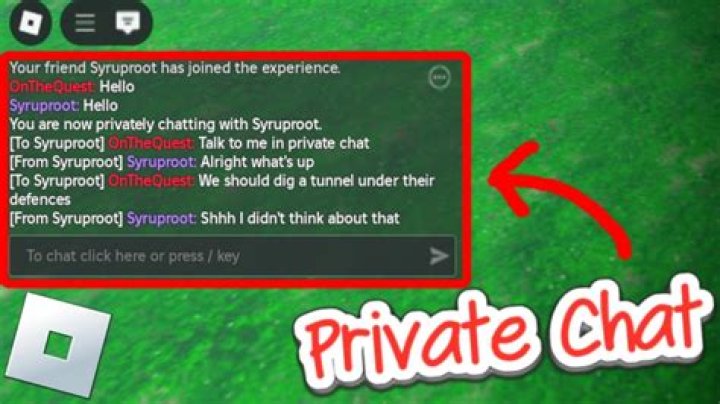 How do you private chat on roblox