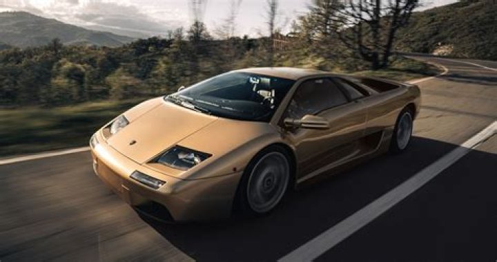 How much is a lamborghini diablo 2016