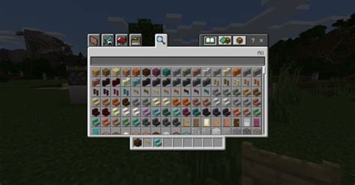How to clear your hotbar in minecraft pc