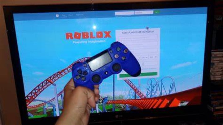 How to download roblox on ps4 2020