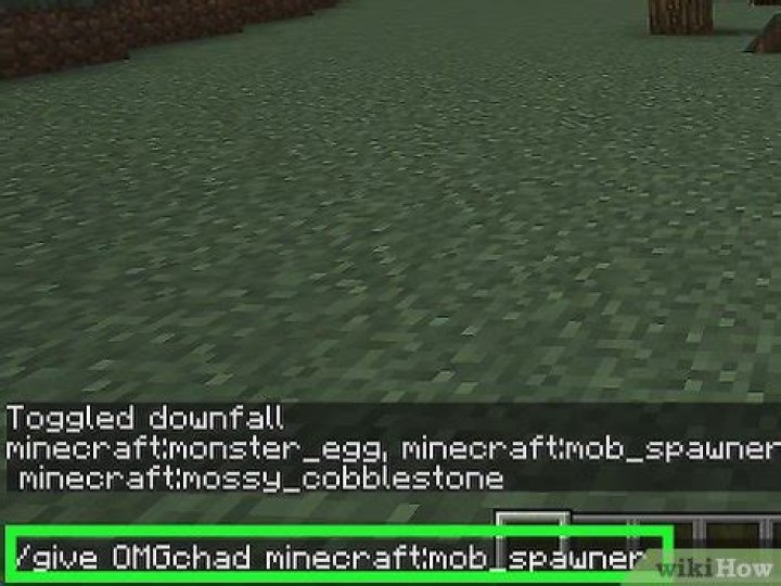 How to get a spawner in minecraft command