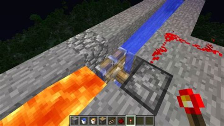 How to make a automatic bridge in minecraft