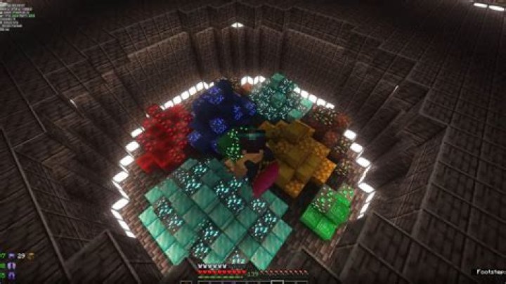 How to make a secret vault in minecraft