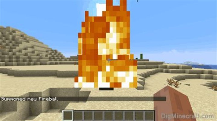 How to summon a fireball in minecraft 1.13