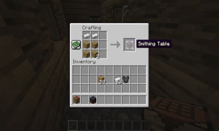 How to use a smithing table in minecraft