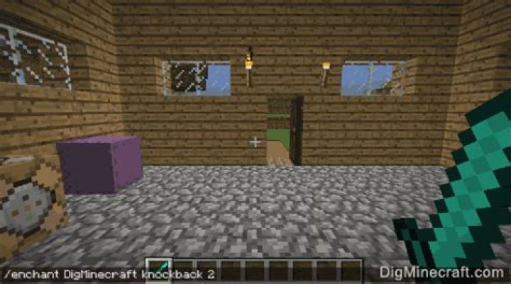 How to use the enchant command in minecraft