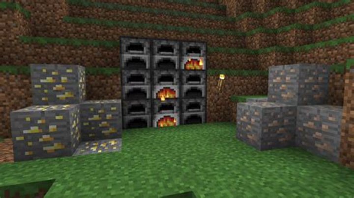 What can you put in a furnace minecraft