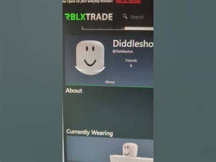Who was the first roblox youtuber